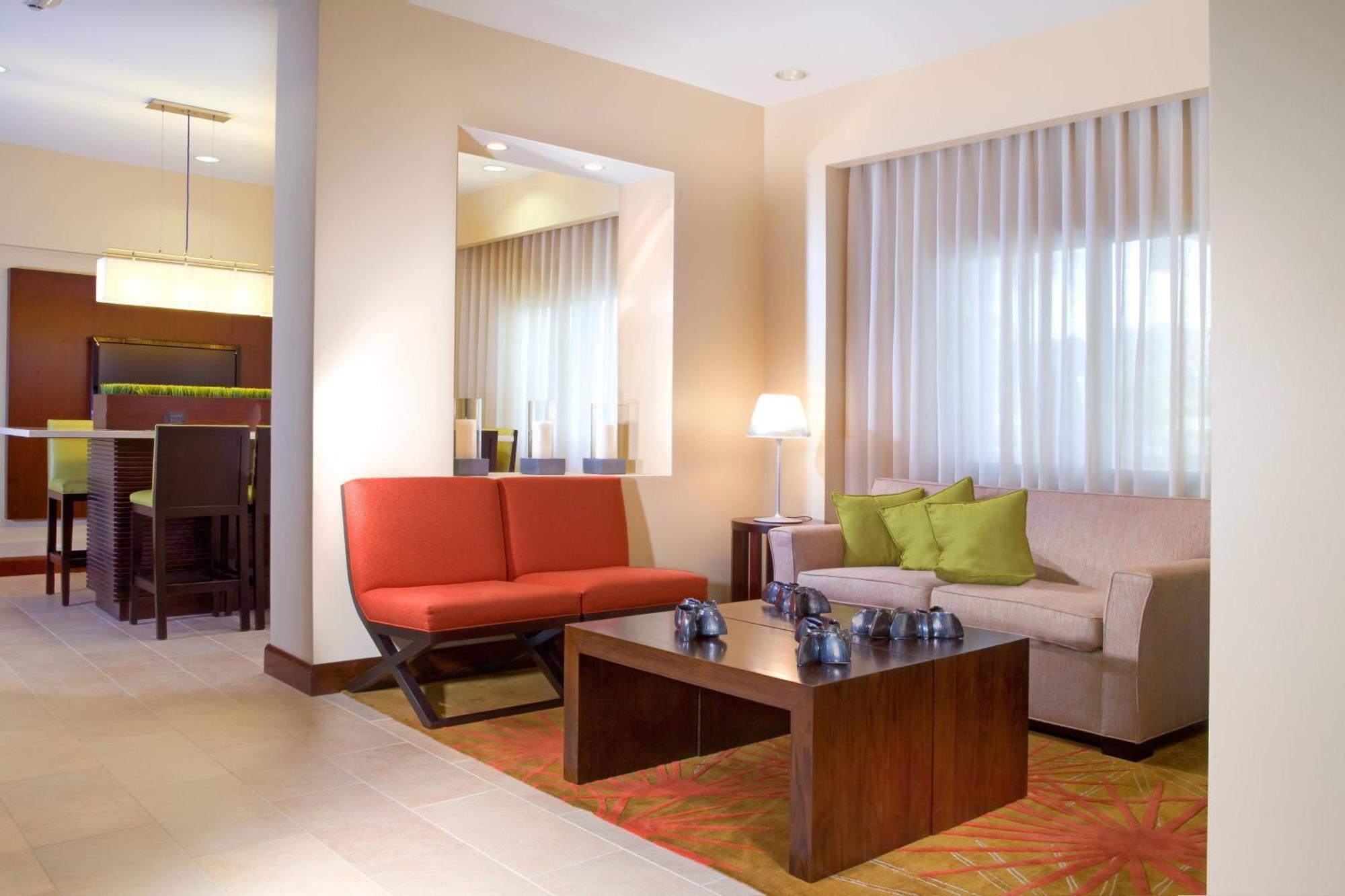 คอร์ตยาร์ด พอร์ต ออฟ สเปน Hotel Port of Spain ภายนอก รูปภาพ